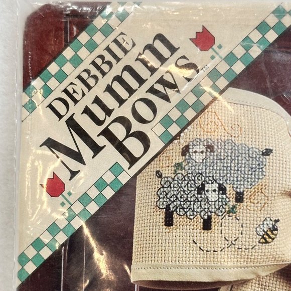 Dimensions Debbie Mumm Front Door Bow Cross Stitch Kit - New (1986 - Picture 4 of 10